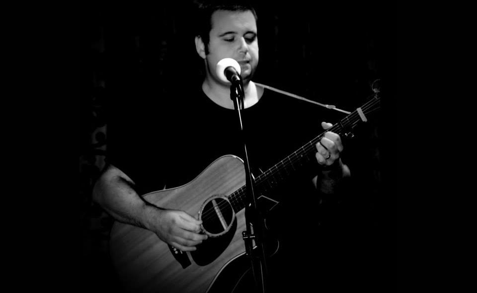 Tinny Bennett Black and White